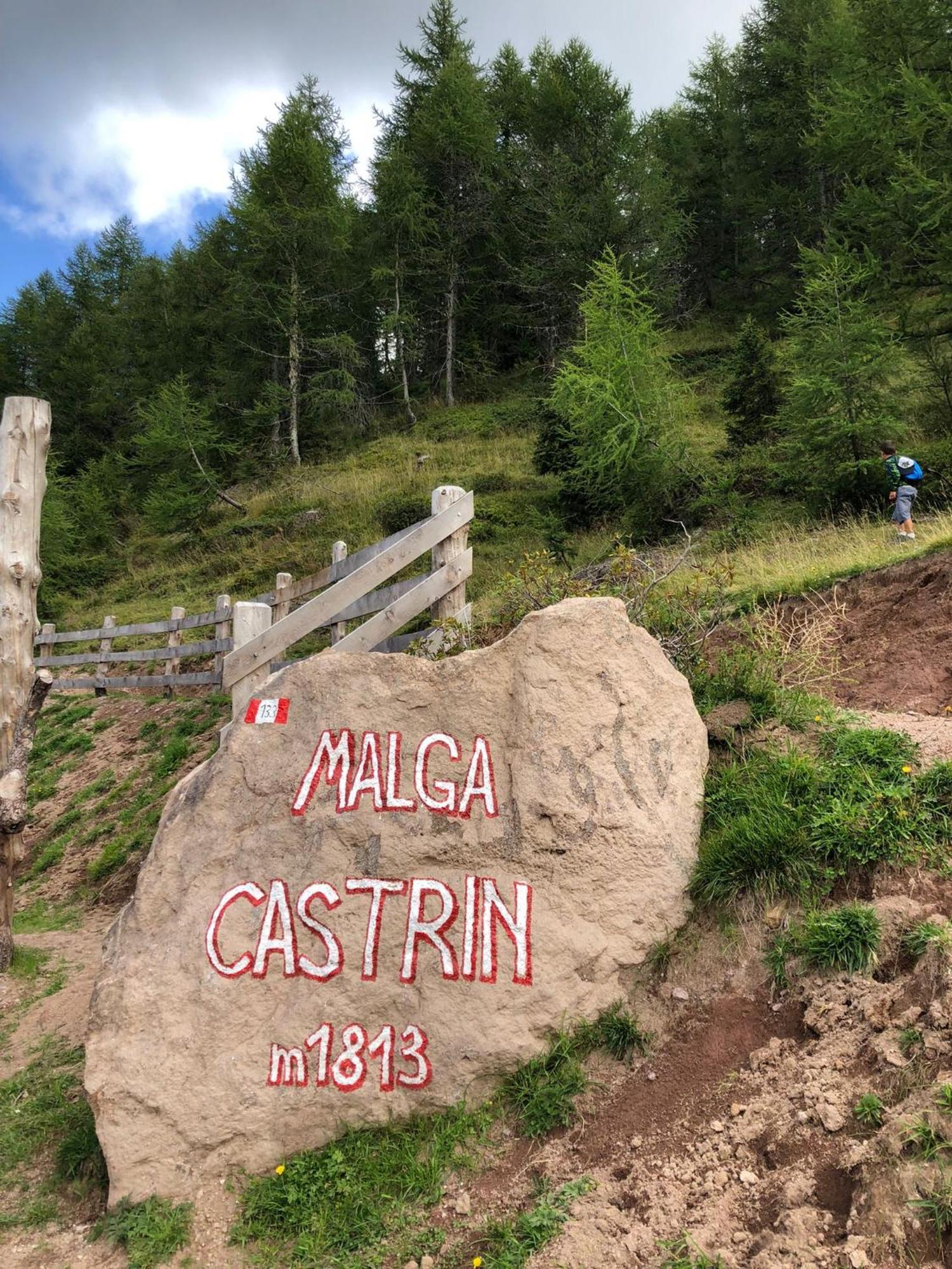Appartamento Cologna Castelfondo Eksteriør billede